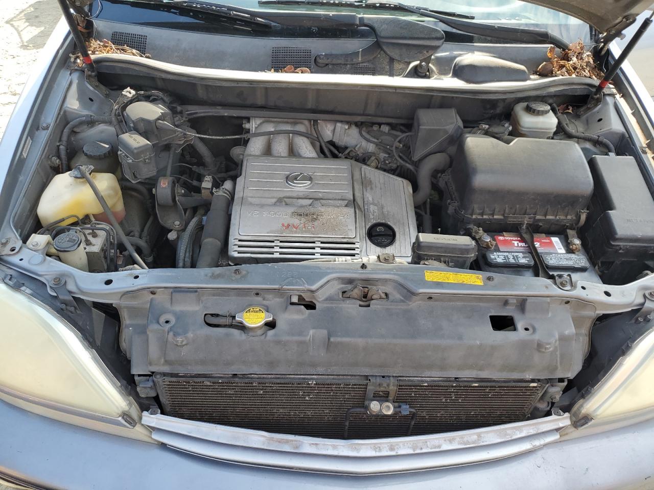 2003 Lexus RX - Image 12