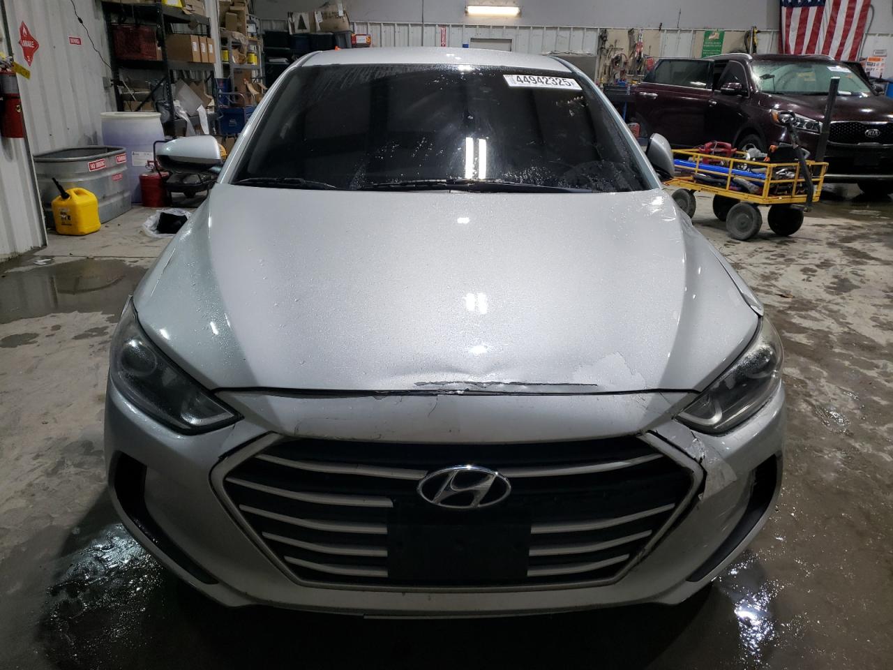 2018 Hyundai Elantra - Image 5