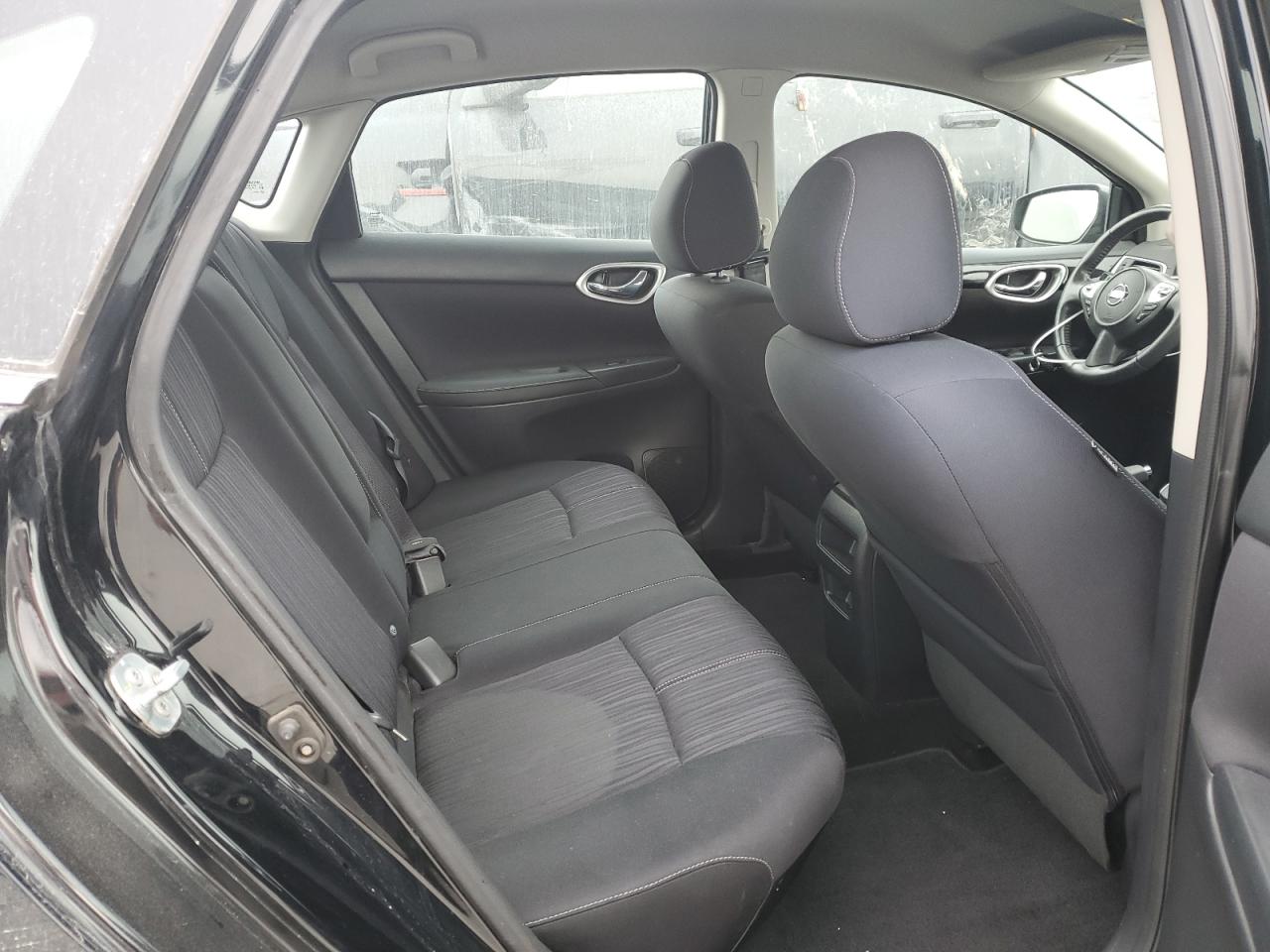 2016 Nissan Sentra - Image 11