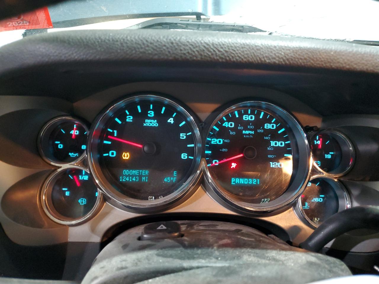 2009 Chevrolet Silverado - Image 9