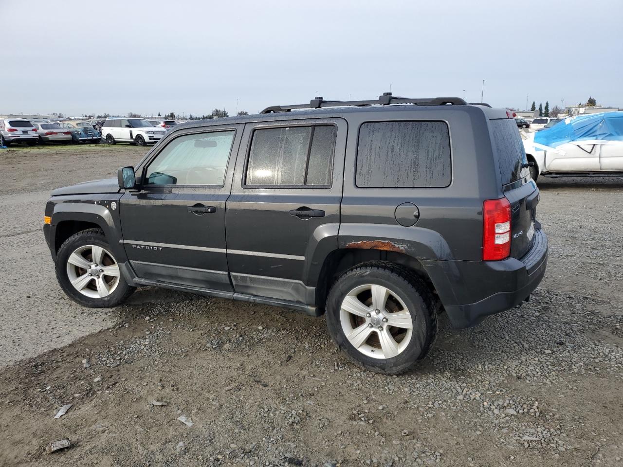 2011 Jeep Liberty (Patriot) - Image 2