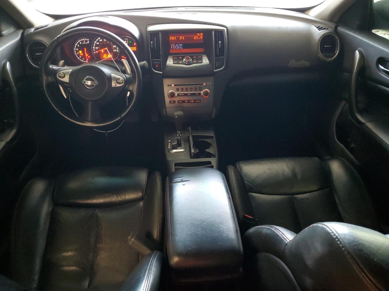 2010 Nissan Maxima - Image 8