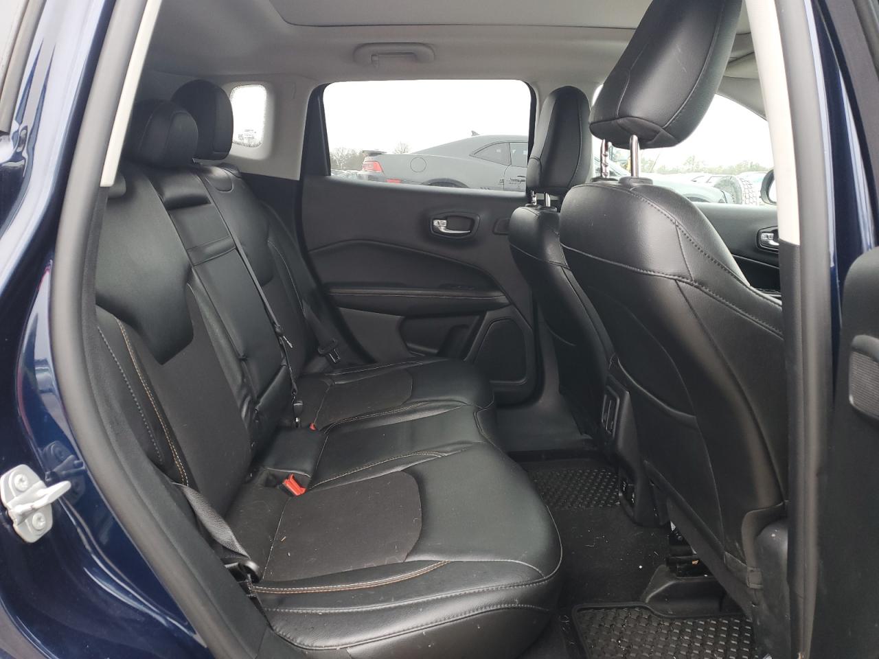 2018 Jeep Compass - Image 10