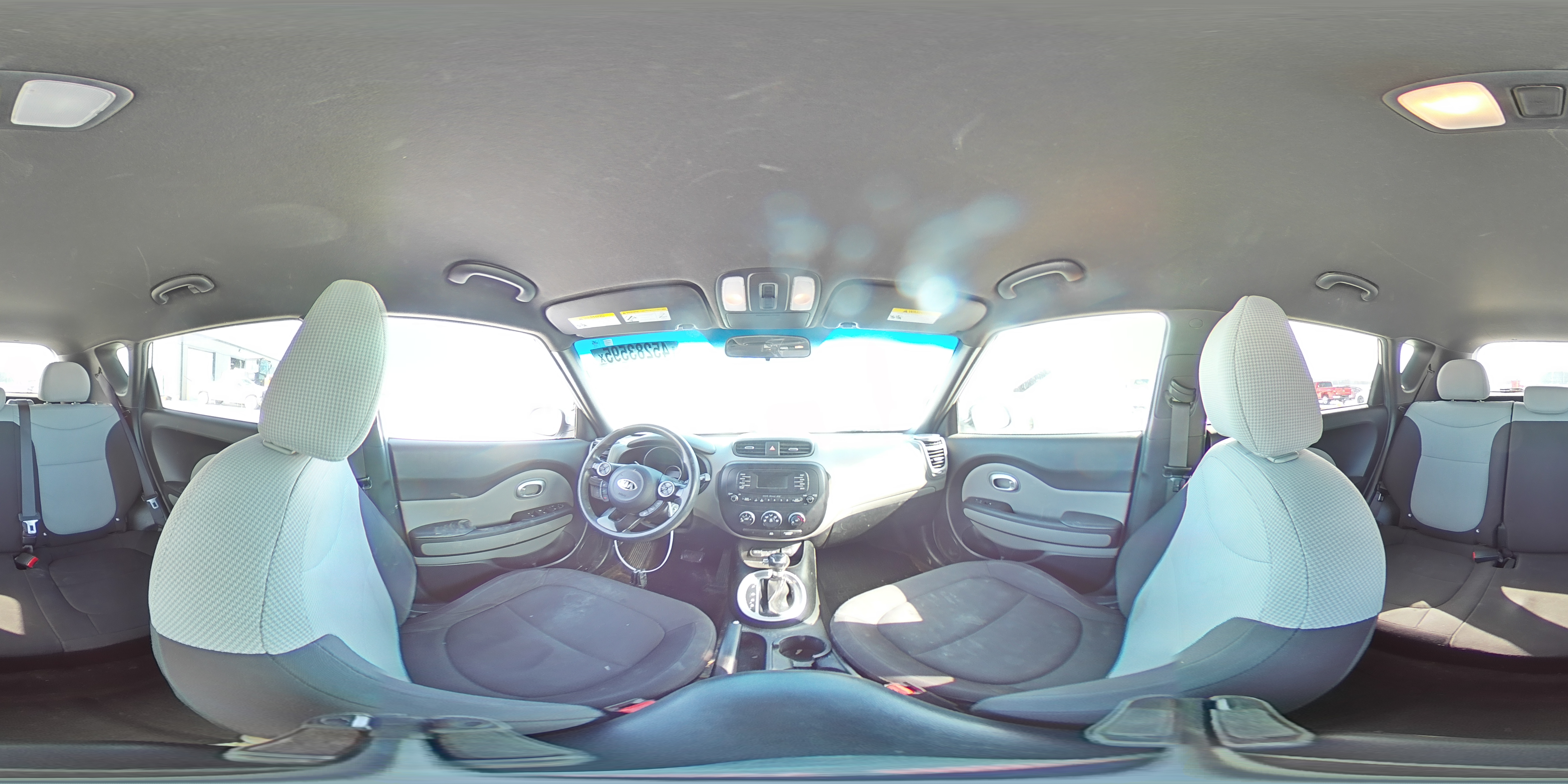 2015 Kia Soul - Image 14