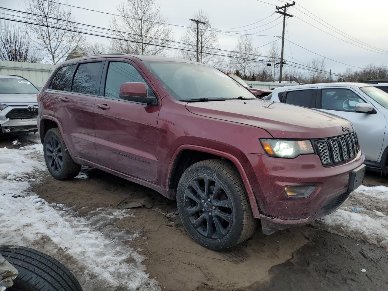 2018 Jeep Grand Cherokee - Image 4