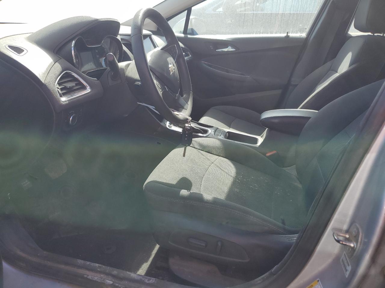 2018 Chevrolet Cruze - Image 7