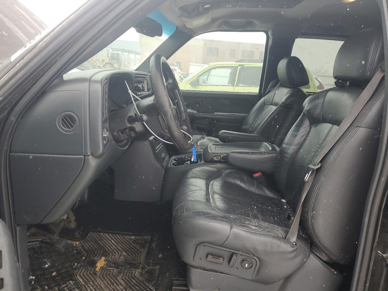 2002 Chevrolet Silverado - Image 7