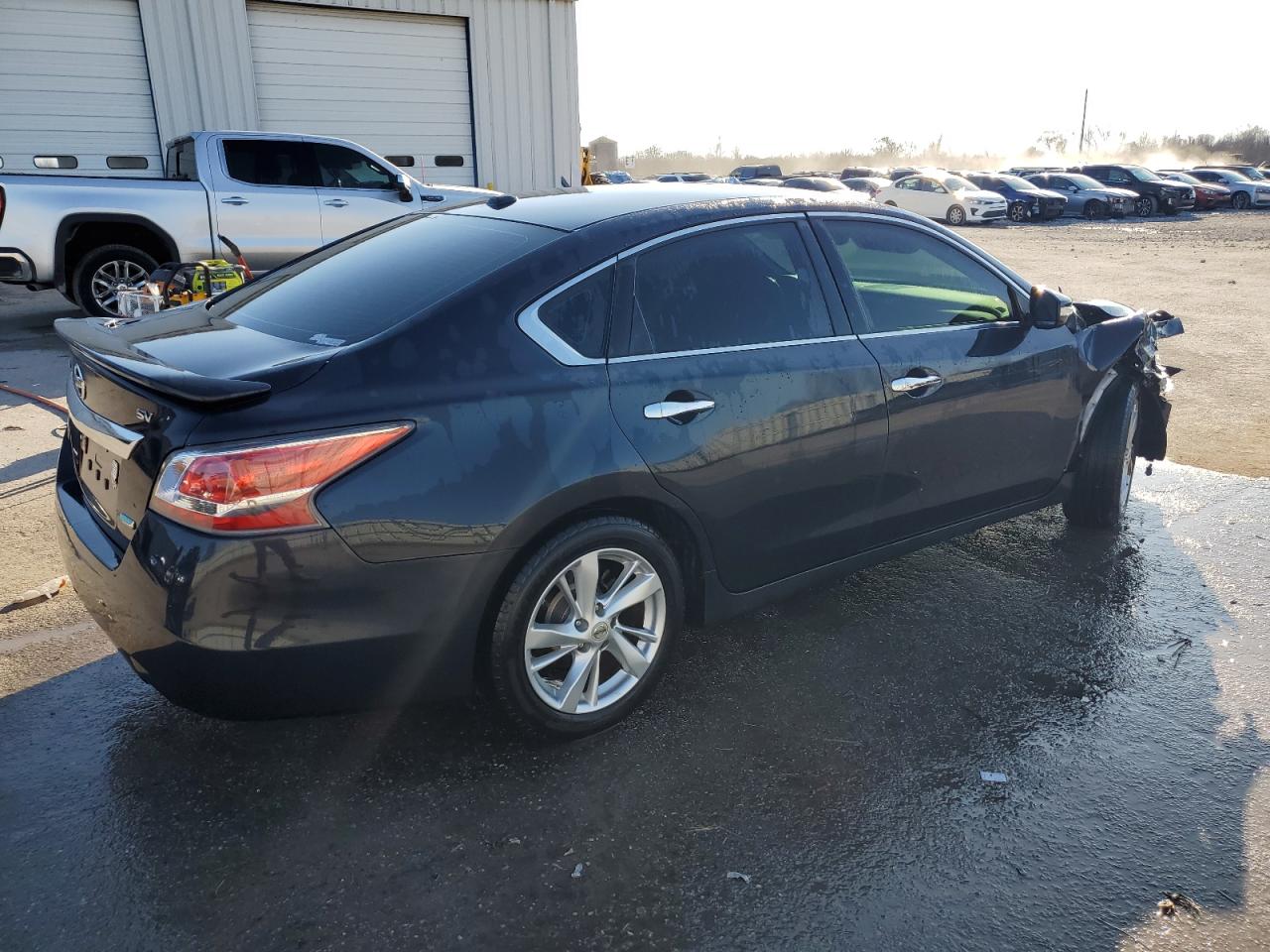 2014 Nissan Altima - Image 3