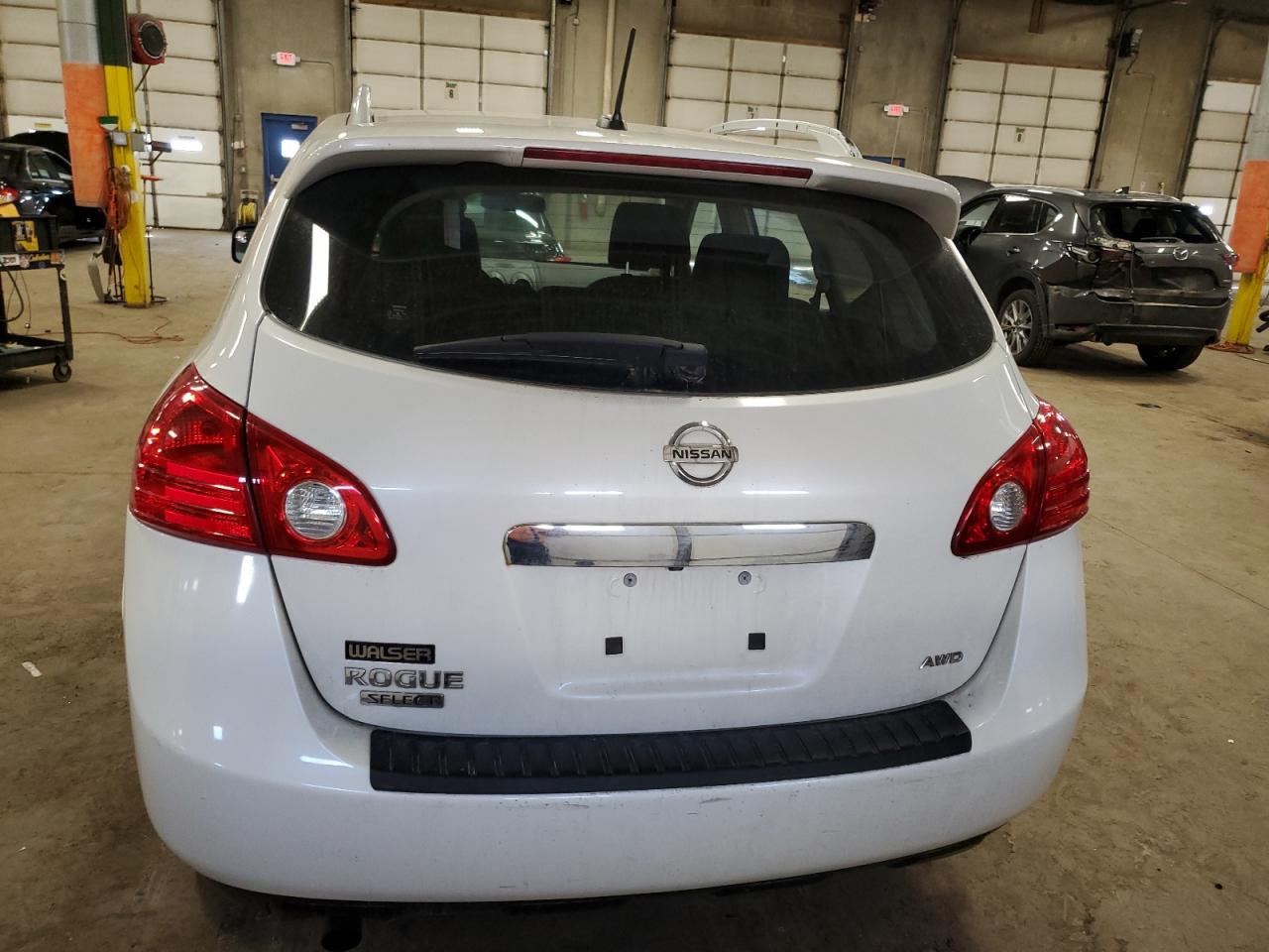 2014 Nissan Rogue - Image 6