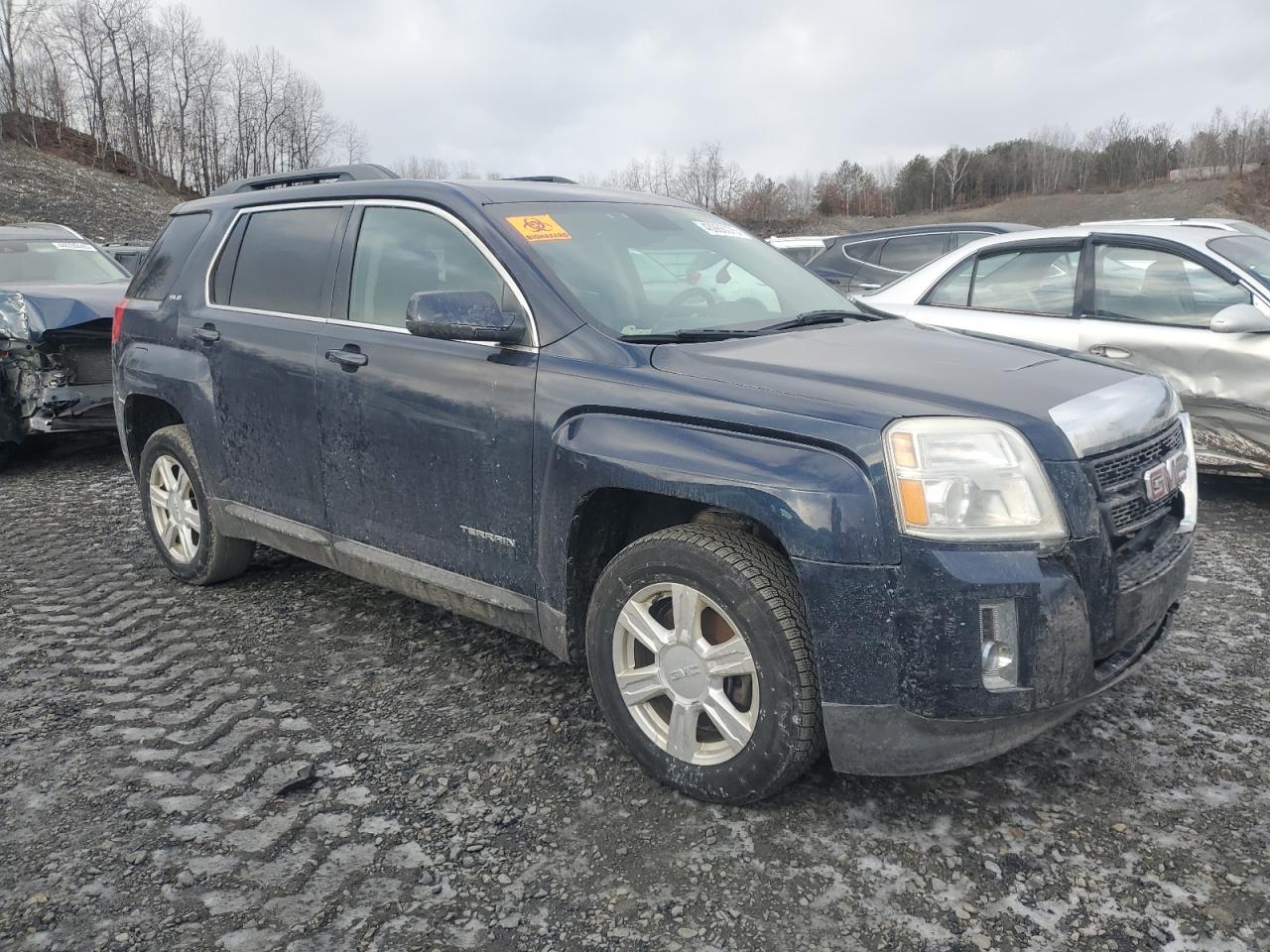 2015 GMC Terrain - Image 4