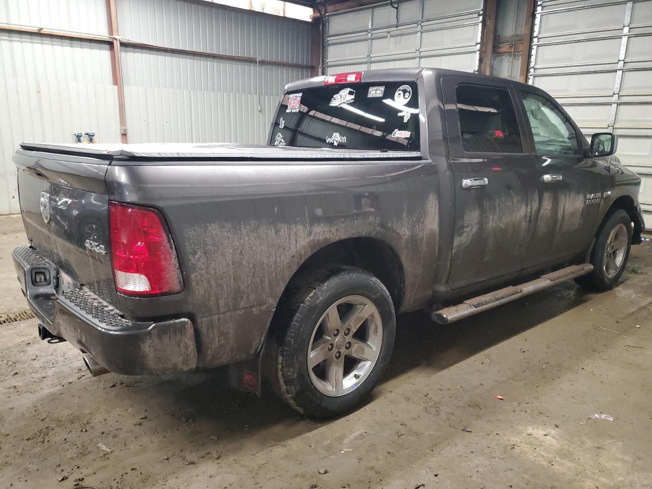 2016 RAM 1500 - Image 3