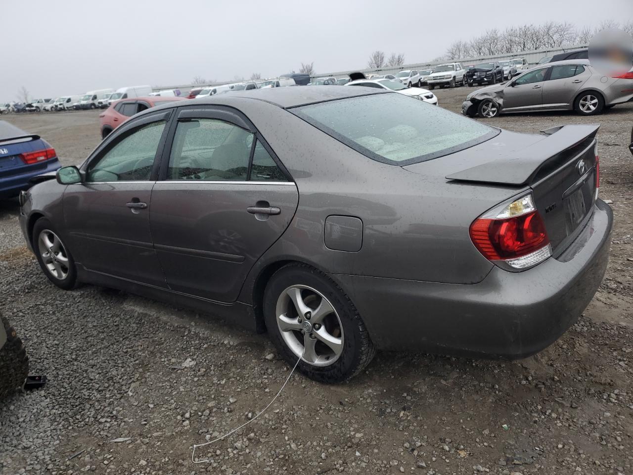 2005 Toyota Camry - Image 2