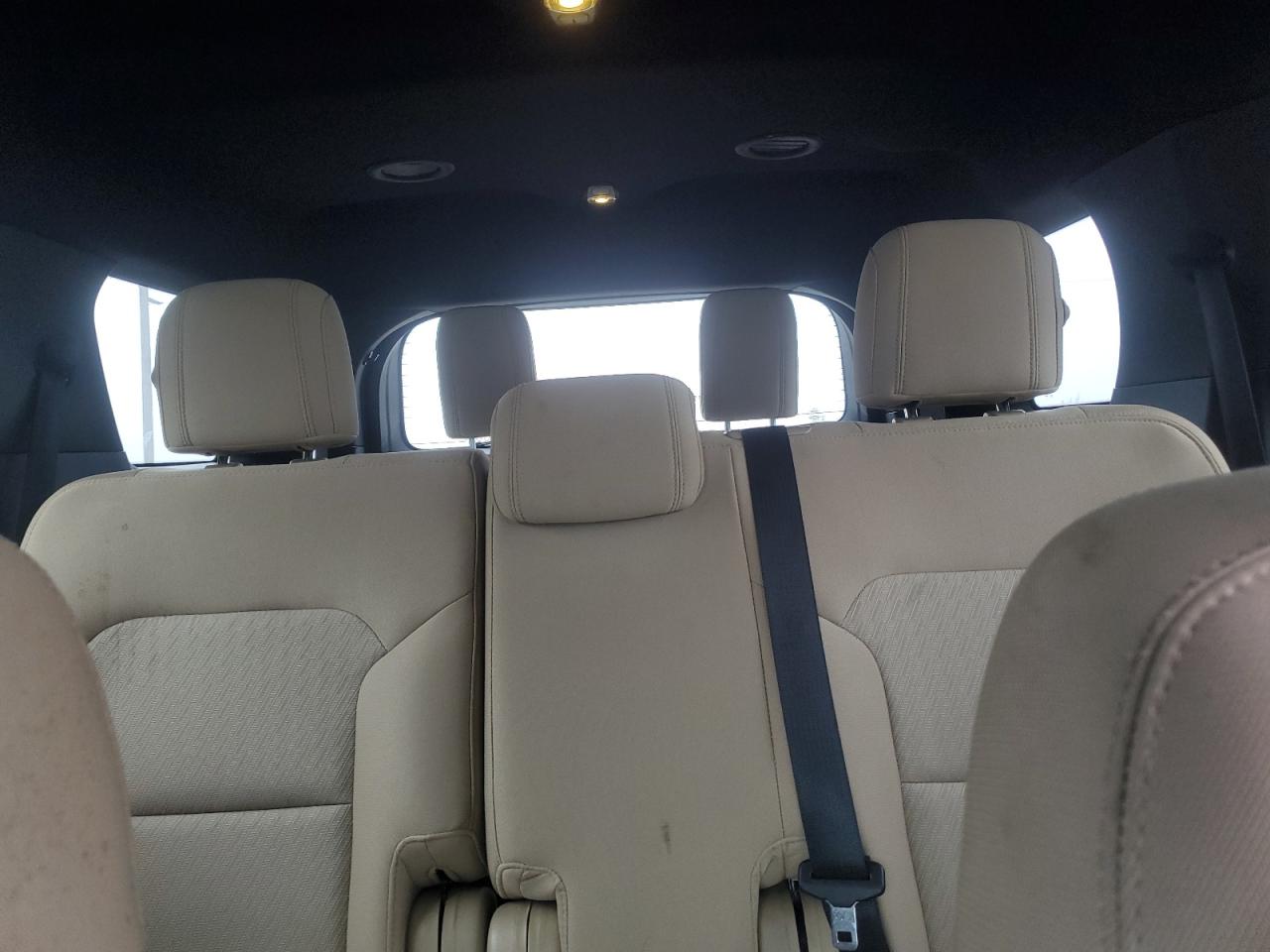 2016 Ford Explorer - Image 10