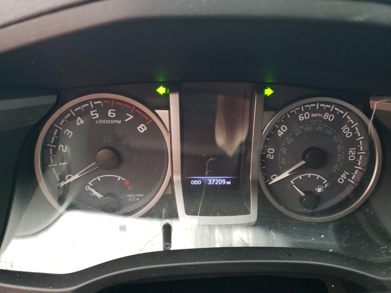 2020 Toyota Tacoma - Image 9