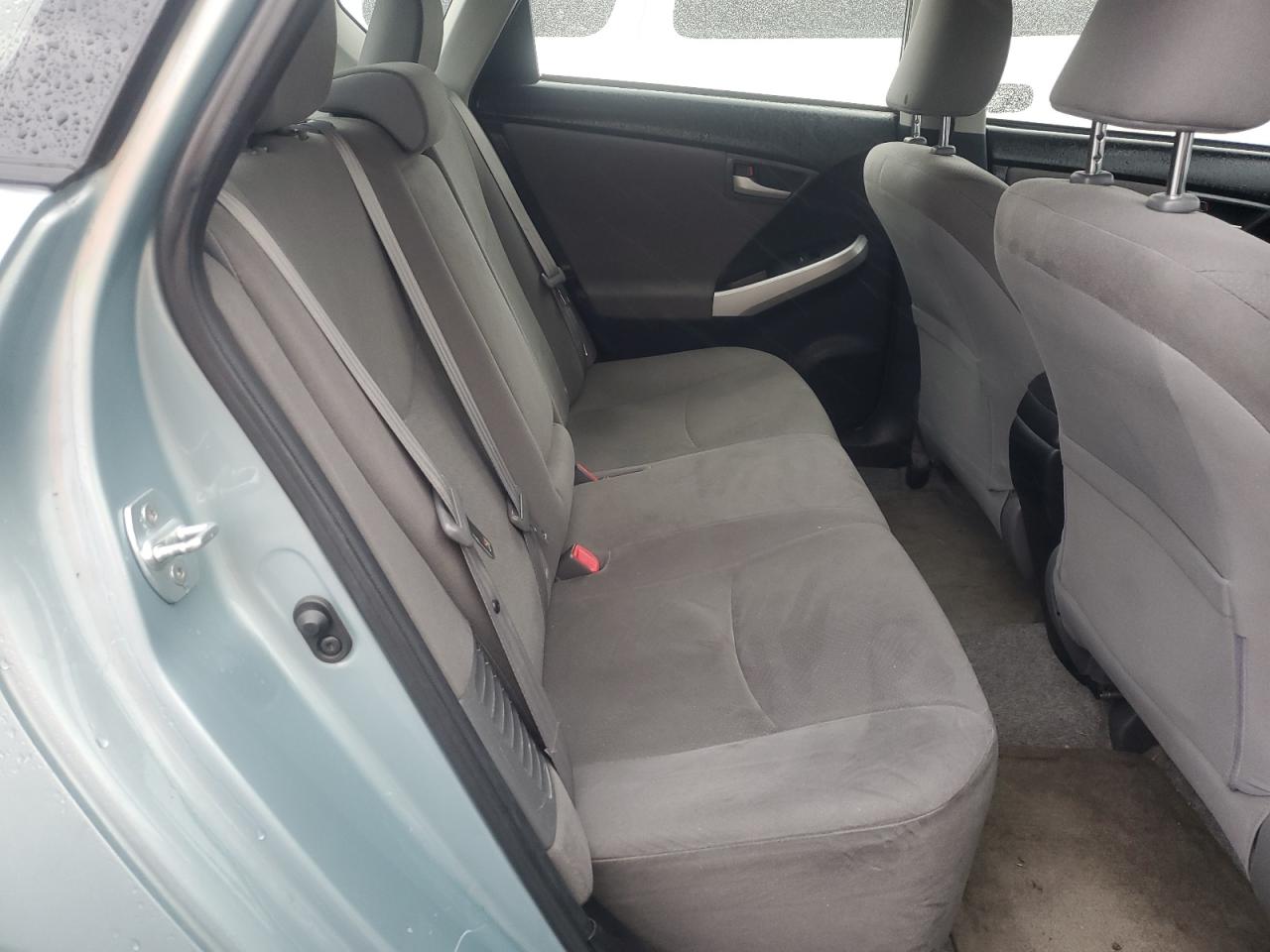 2013 Toyota Prius - Image 10