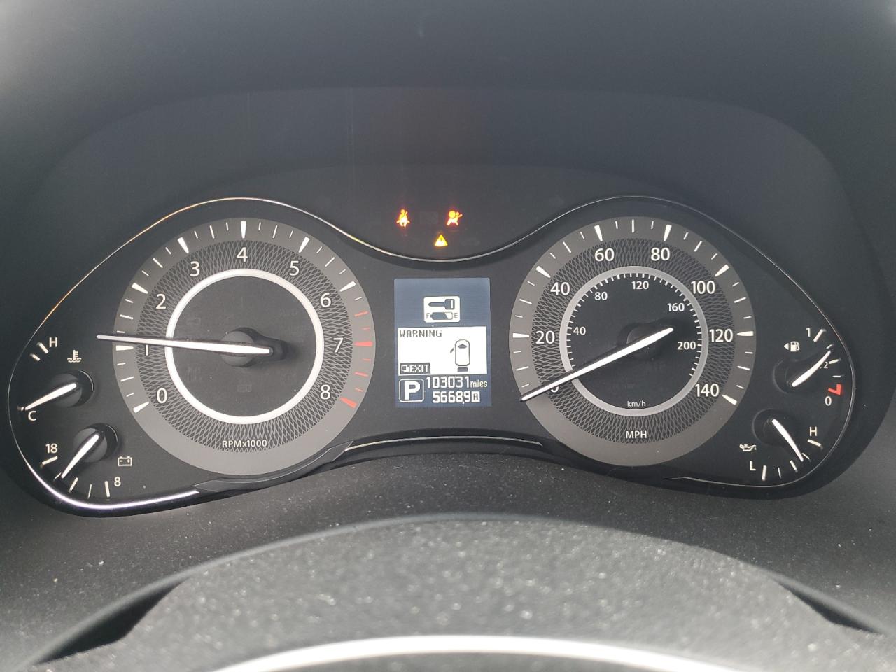 2016 Infiniti QX80 - Image 9