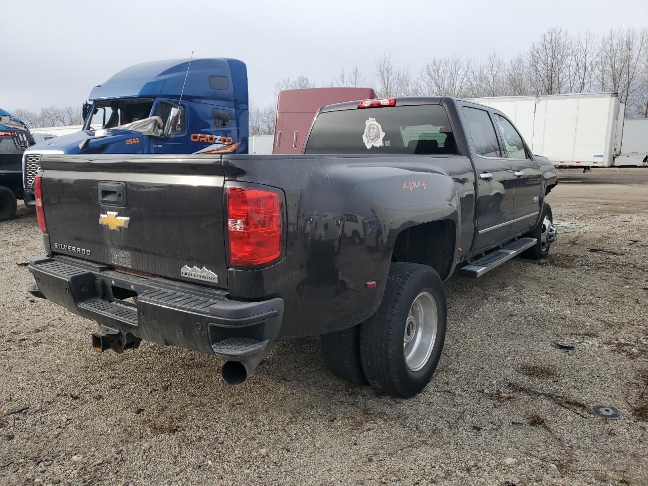 2018 Chevrolet Silverado - Image 3