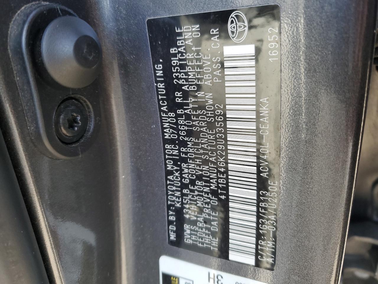 2009 Toyota Camry - Image 12