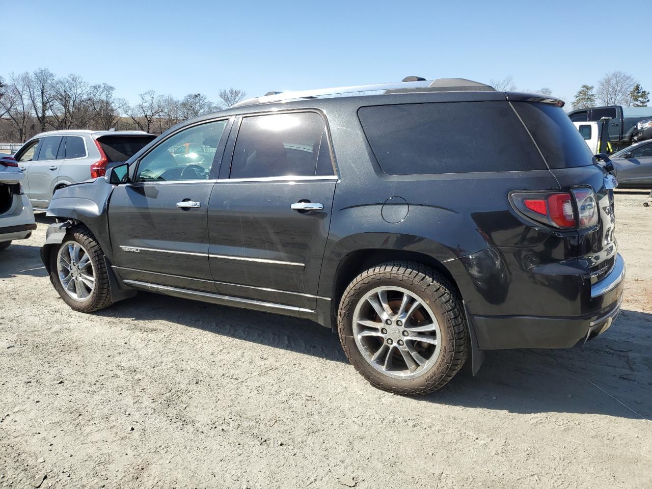2013 GMC Acadia - Image 2