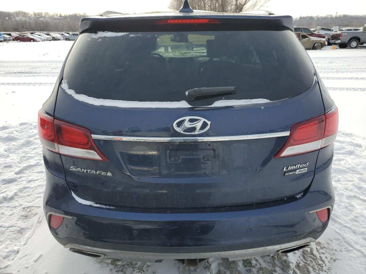 2017 Hyundai Santa Fe - Image 6