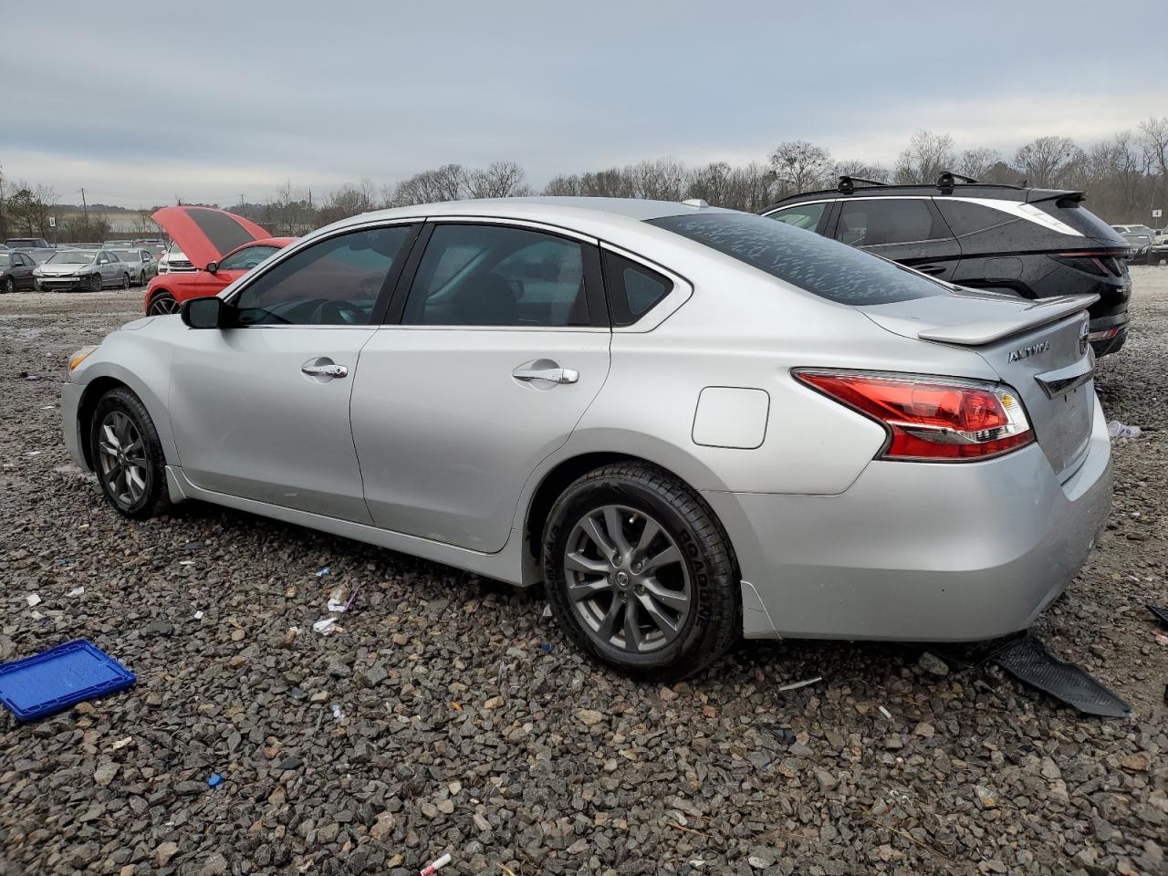 2015 Nissan Altima - Image 2