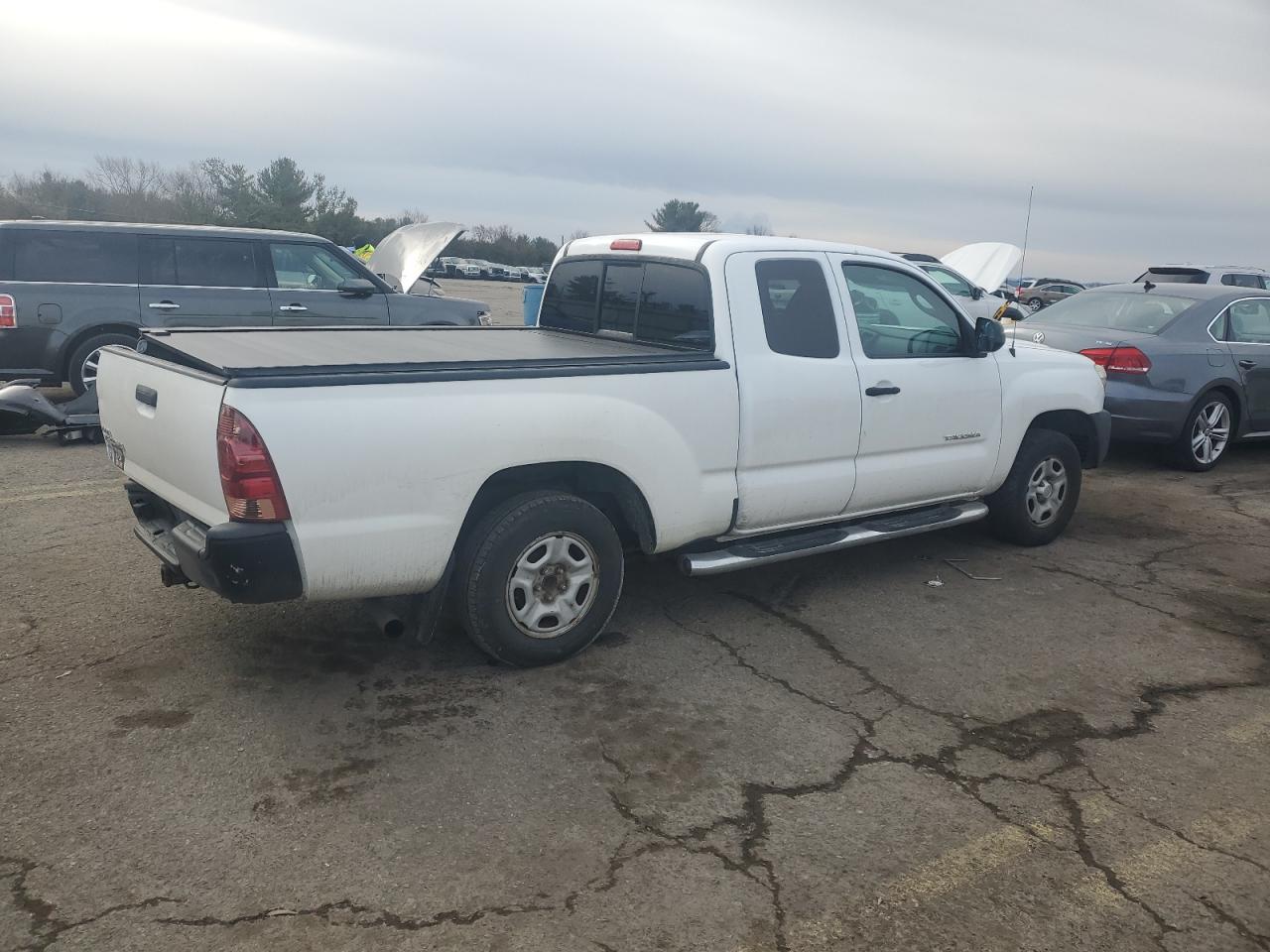 2014 Toyota Tacoma - Image 3