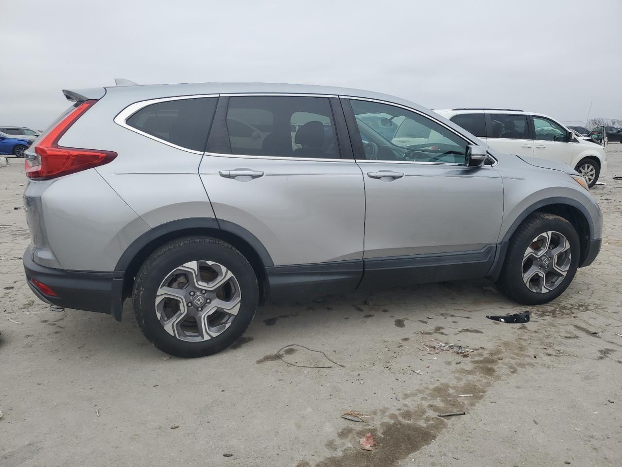 2017 Honda CR-V - Image 3