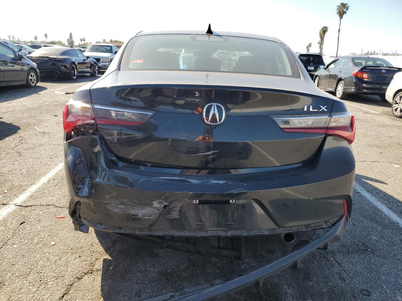 2022 Acura ILX - Image 6