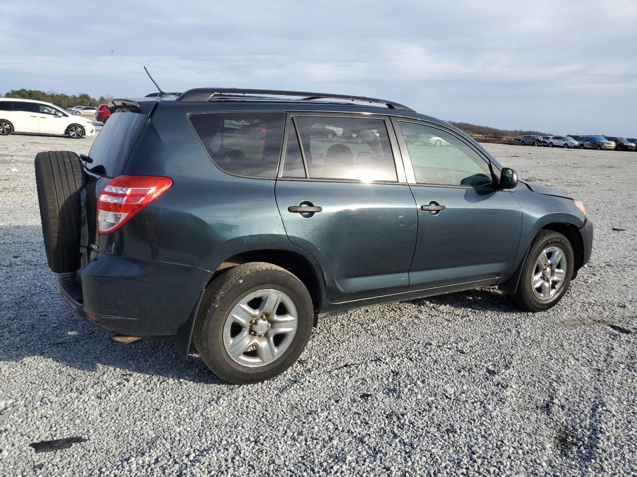 2010 Toyota RAV 4 - Image 3