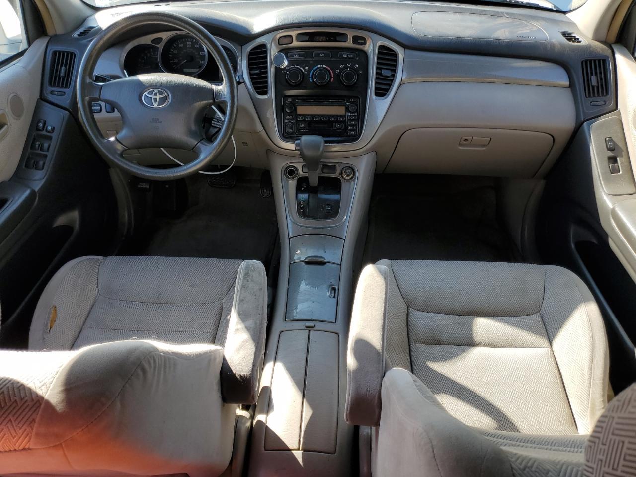 2003 Toyota Highlander - Image 8