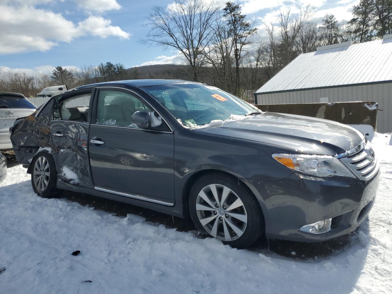 2011 Toyota Avalon - Image 4