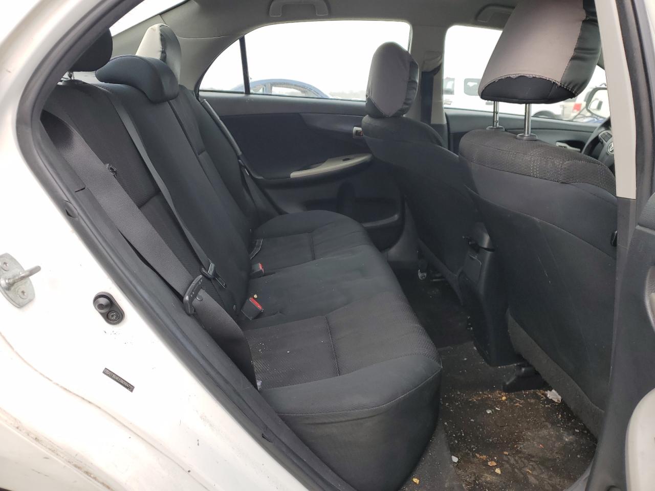 2011 Toyota Corolla - Image 10