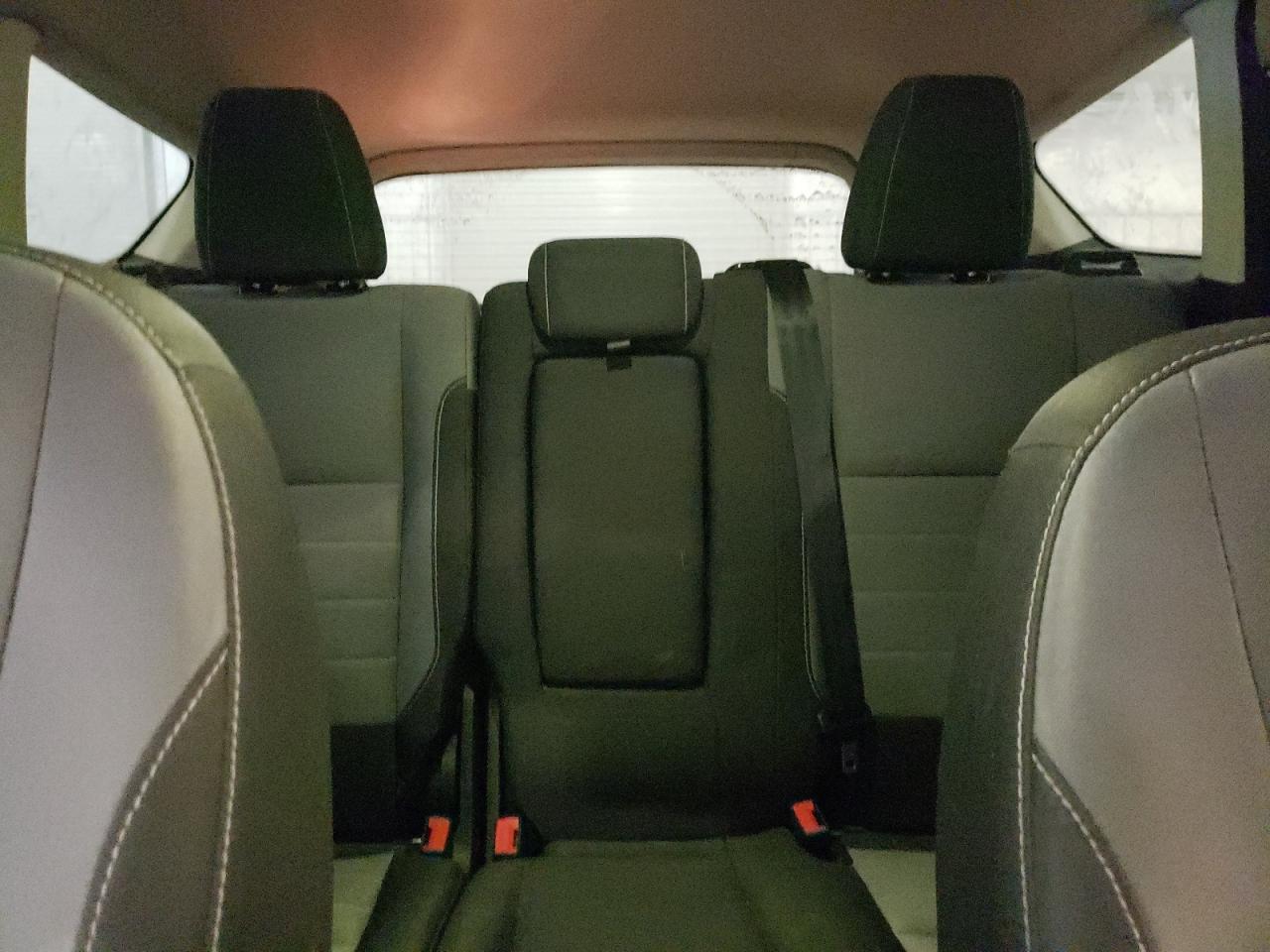 2016 Ford Escape - Image 10
