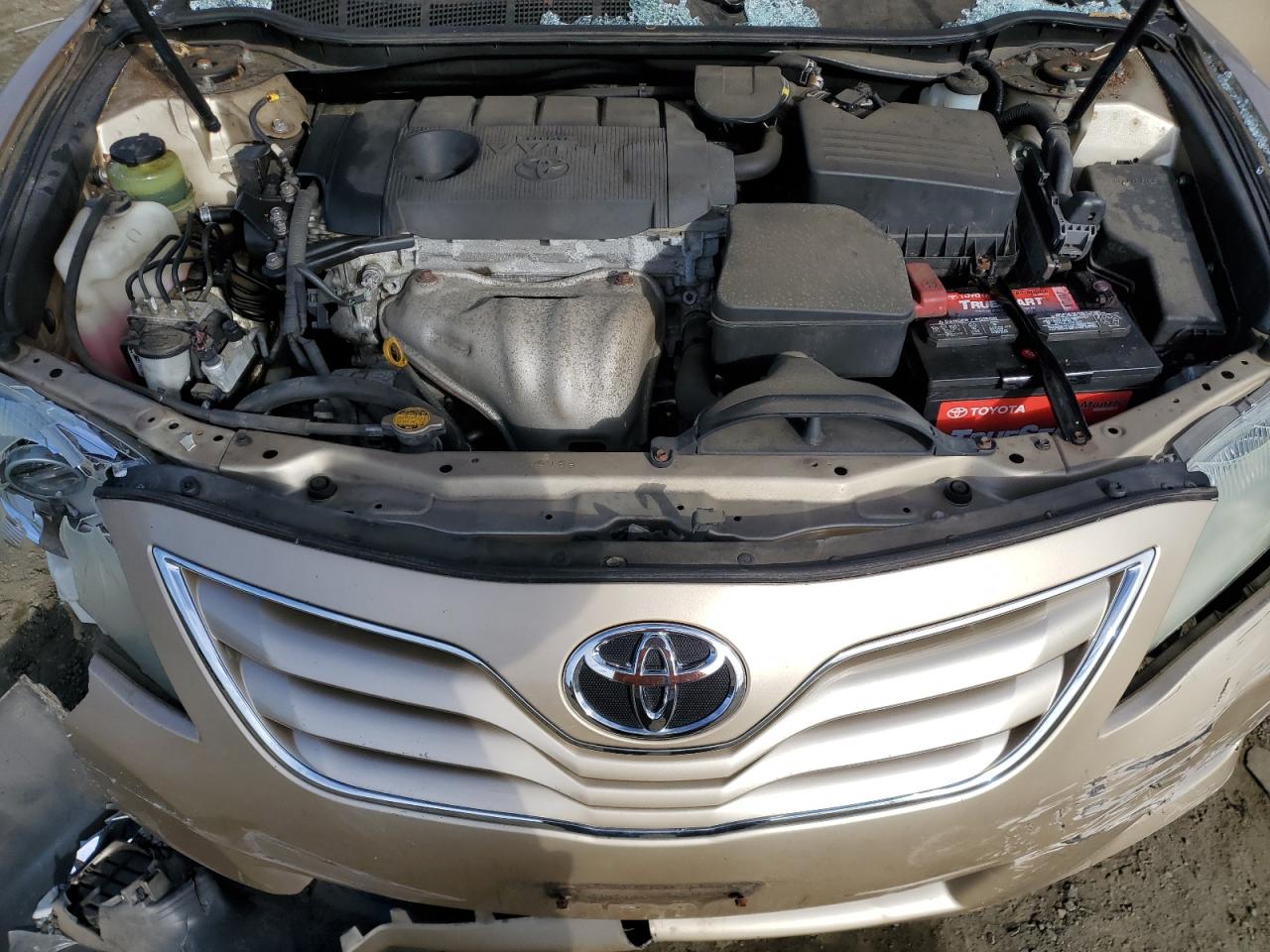 2011 Toyota Camry - Image 11