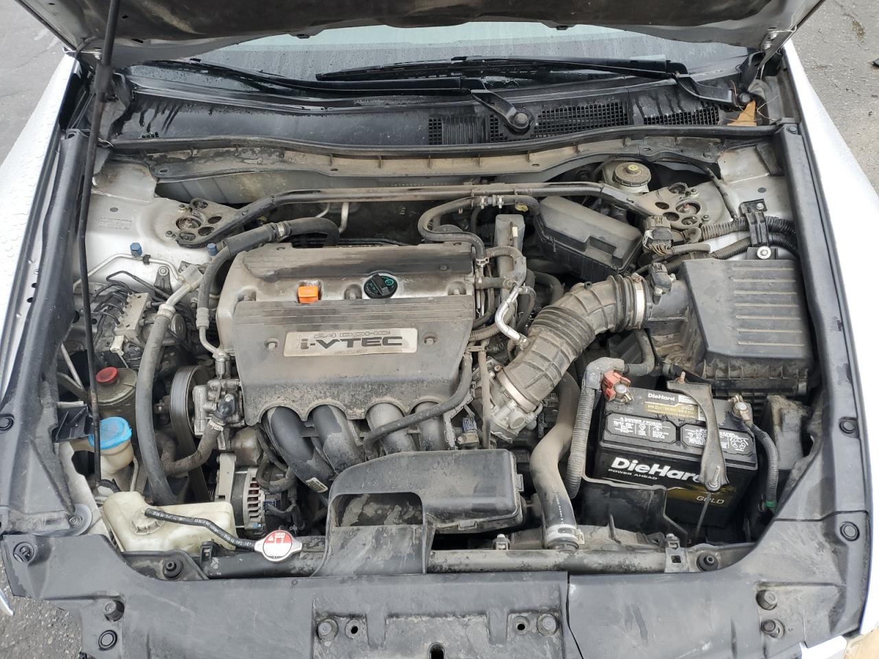 2009 Honda Accord - Image 11