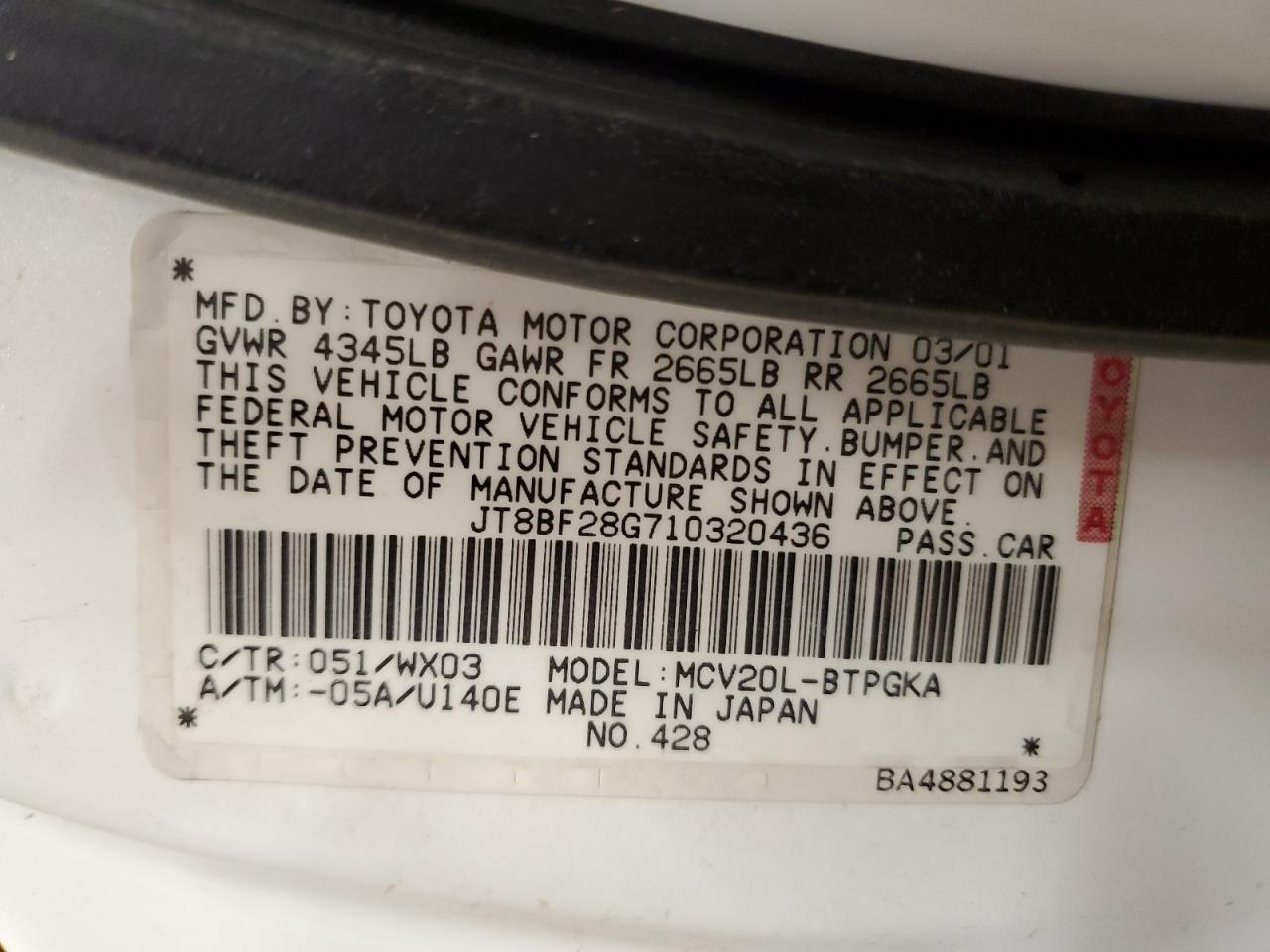 2001 Lexus ES - Image 13