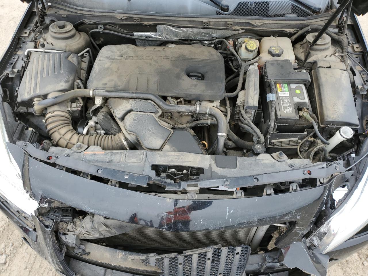2011 Buick Regal - Image 12