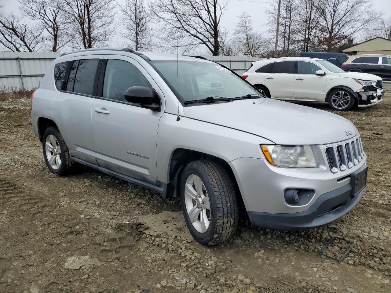 2011 Jeep Compass - Image 4