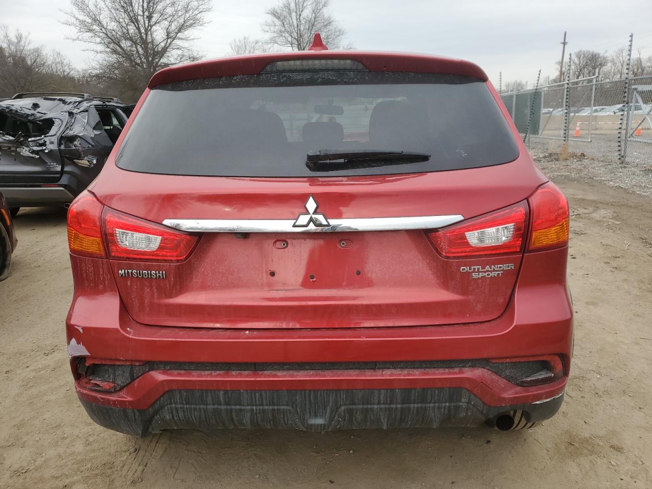 2019 Mitsubishi Outlander - Image 6