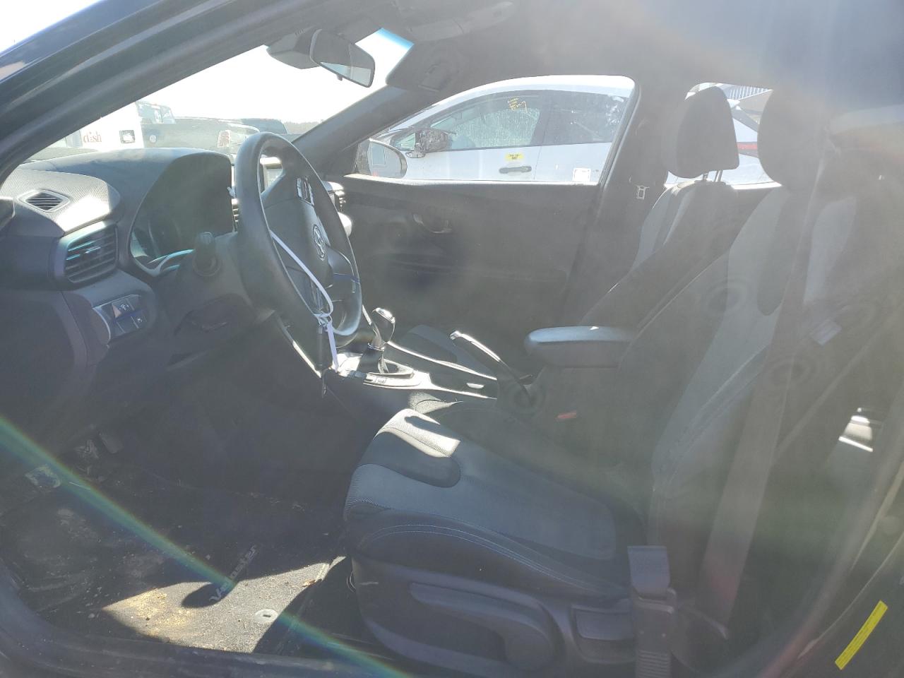 2019 Hyundai Veloster - Image 7