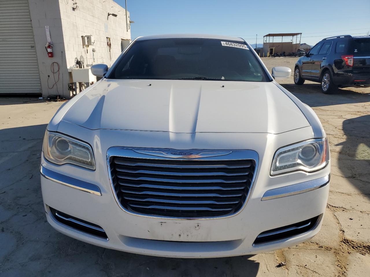 2012 Chrysler 300 - Image 5