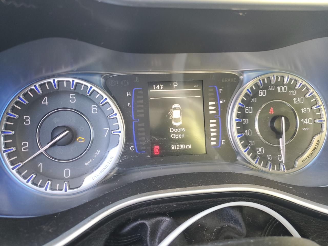 2015 Chrysler 200 - Image 9