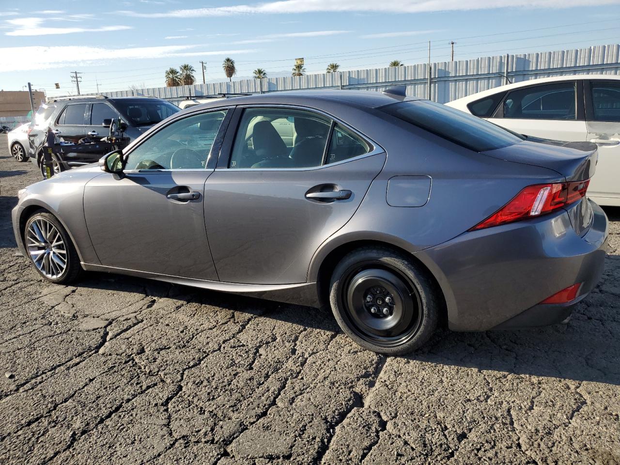 2014 Lexus IS - Image 2