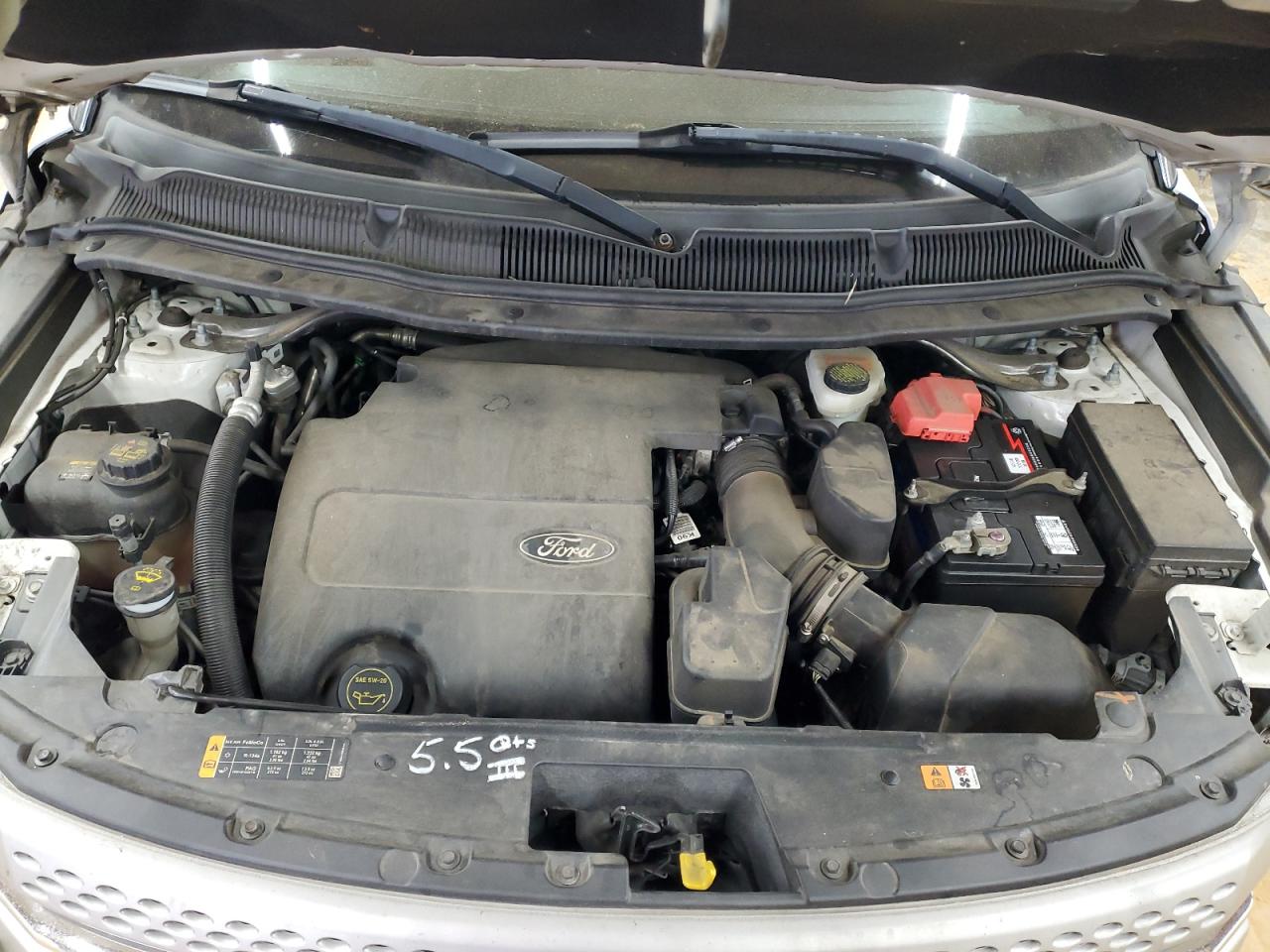 2014 Ford Explorer - Image 13