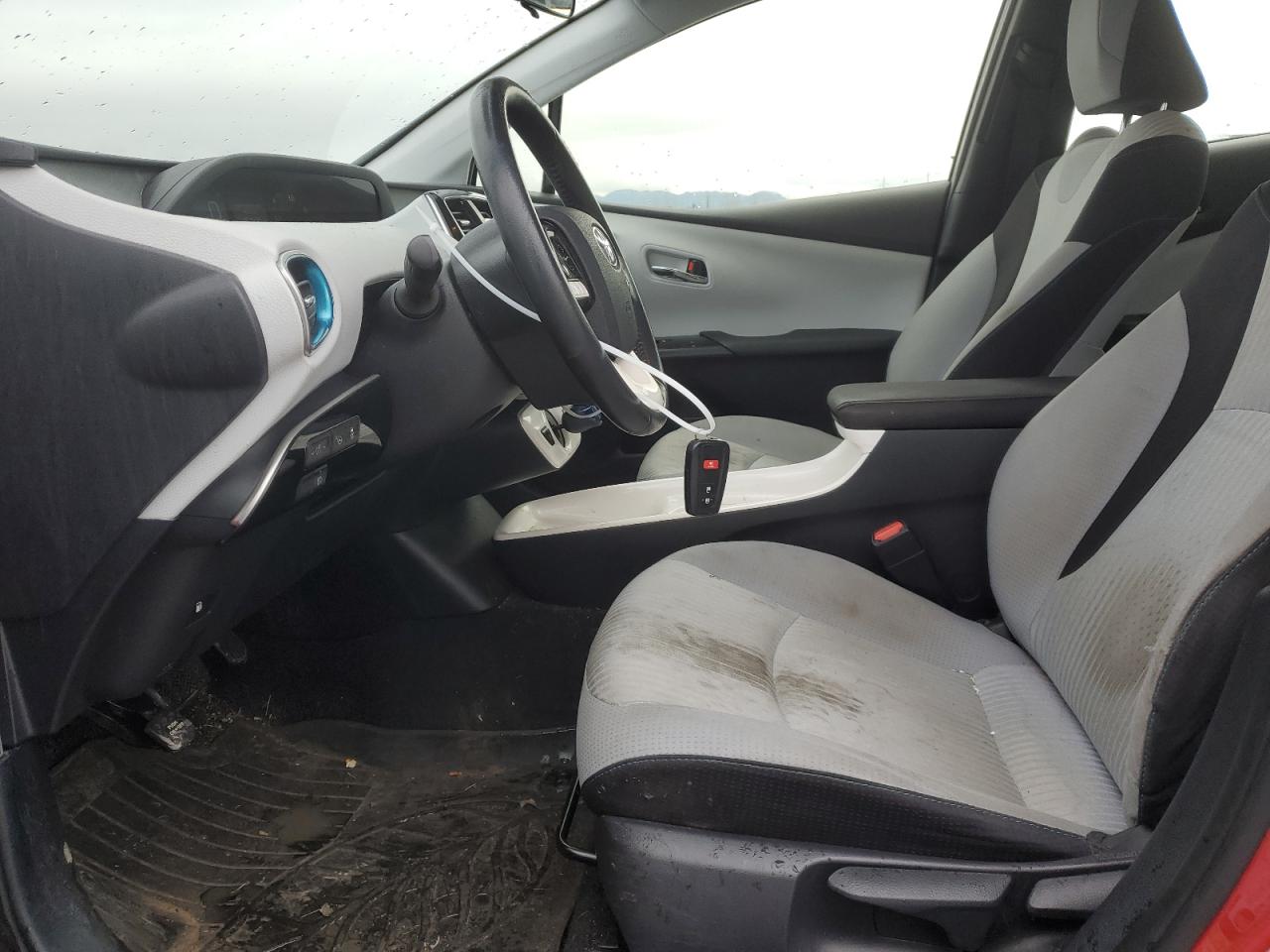 2017 Toyota Prius - Image 7
