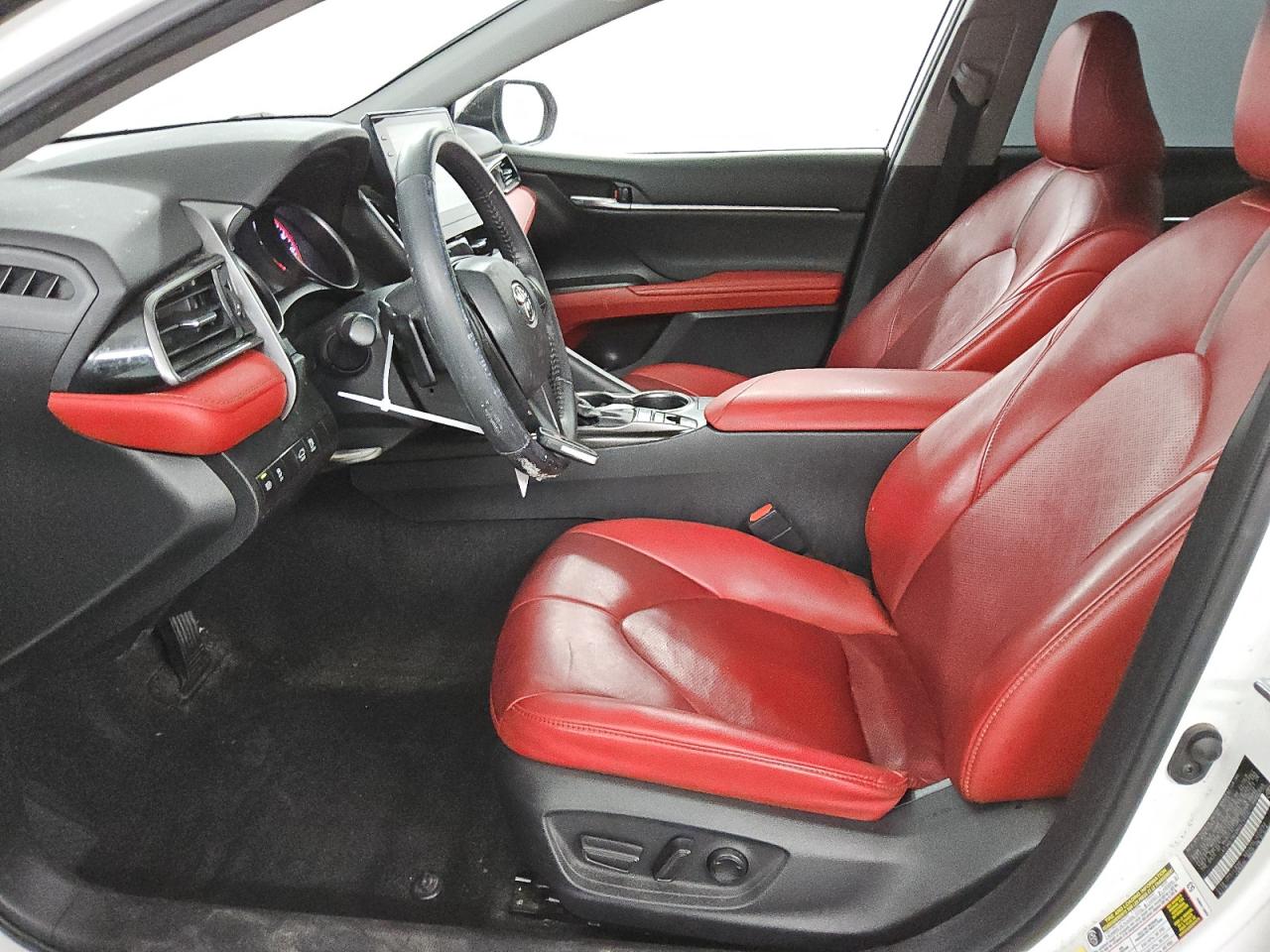 2021 Toyota Camry - Image 7