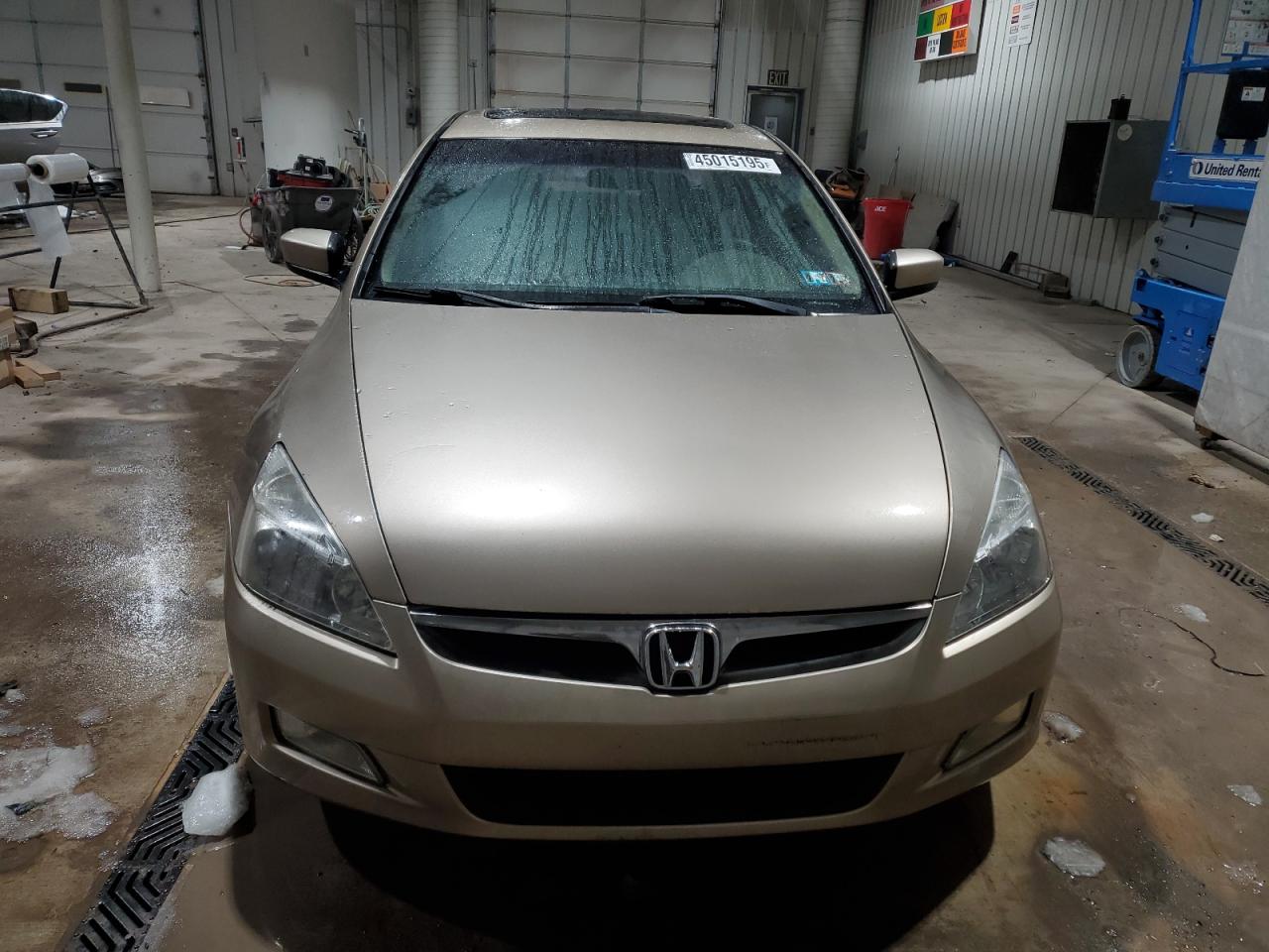 2006 Honda Accord - Image 5