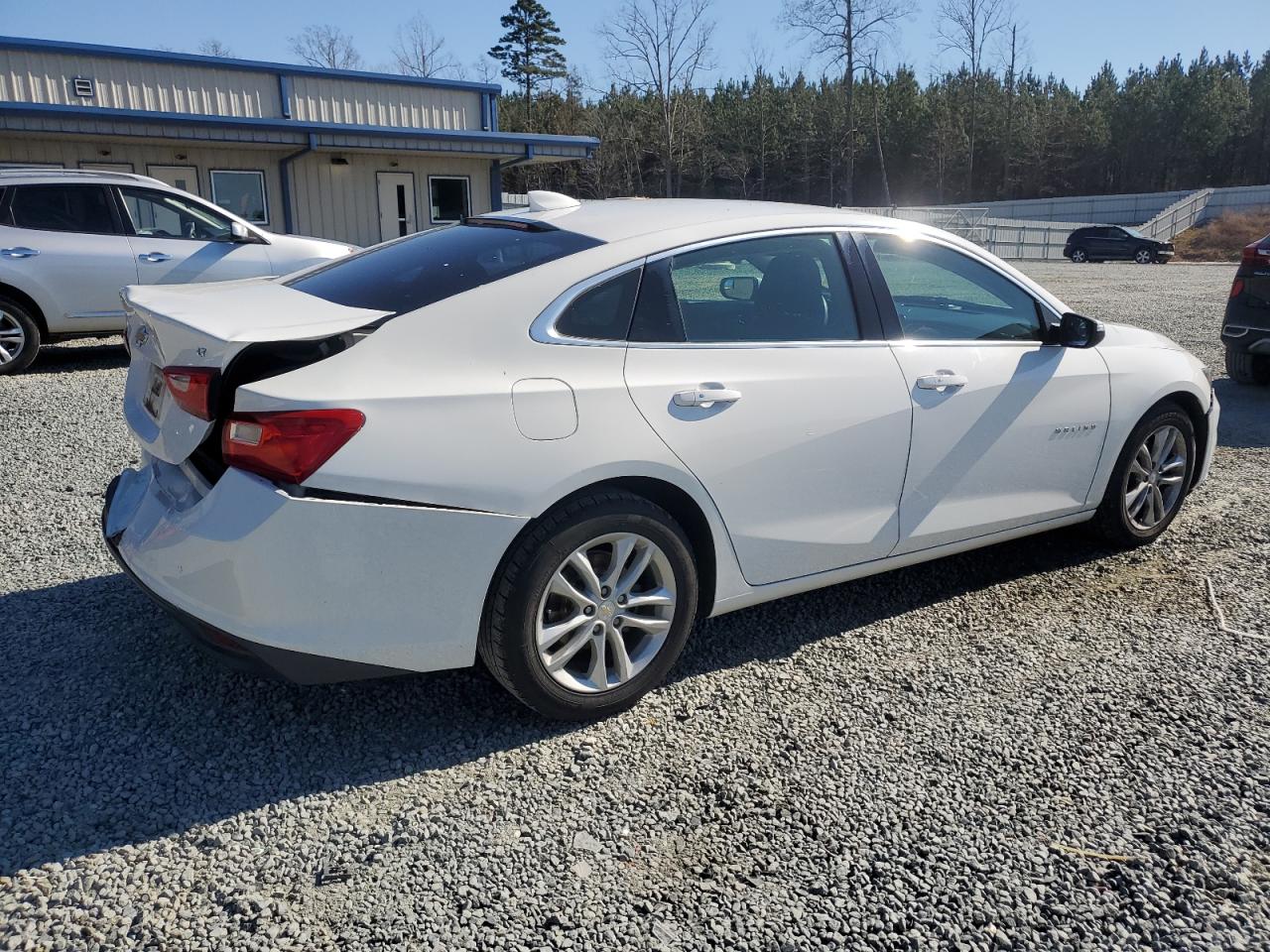 2018 Chevrolet Malibu - Image 3