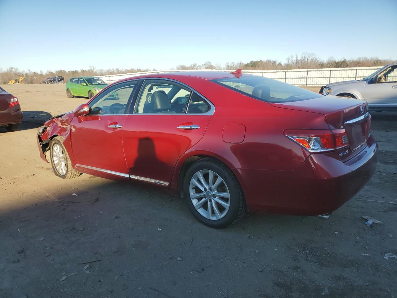2010 Lexus ES - Image 2