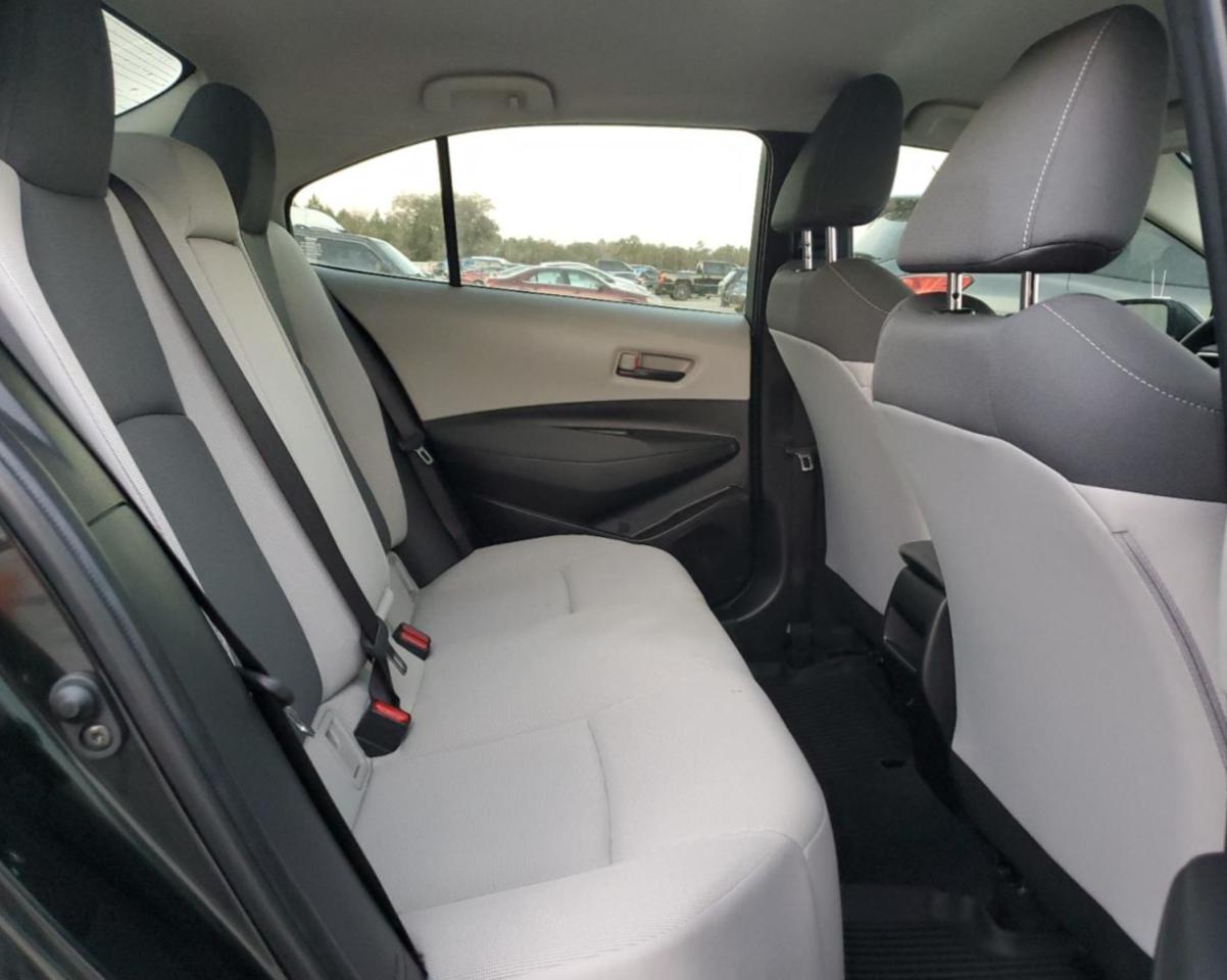 2022 Toyota Corolla - Image 10